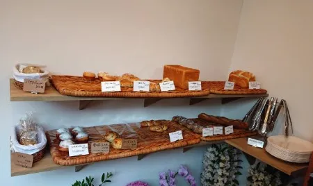一宮市のパン パンと蜜 店内の写真